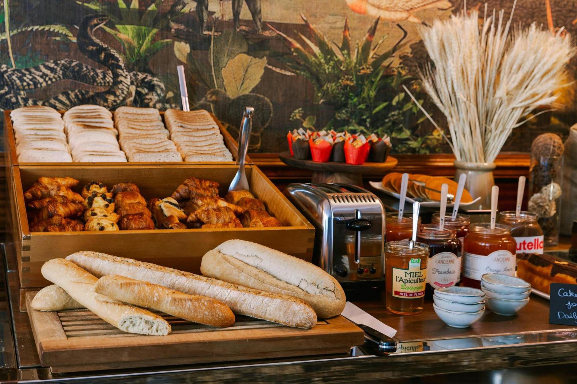 Atala Hotel Champs Elysees, Sonder By Marriott Bonvoy Paryż Zewnętrze zdjęcie