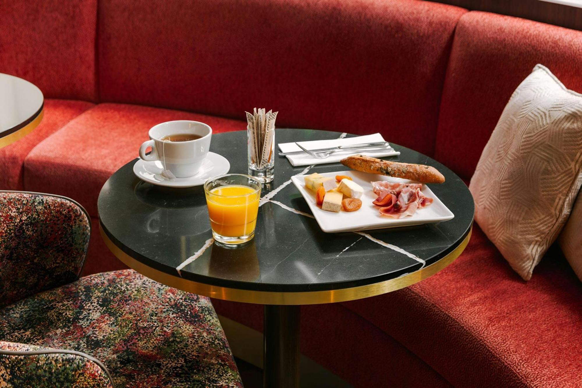 Atala Hotel Champs Elysees, Sonder By Marriott Bonvoy Paryż Zewnętrze zdjęcie